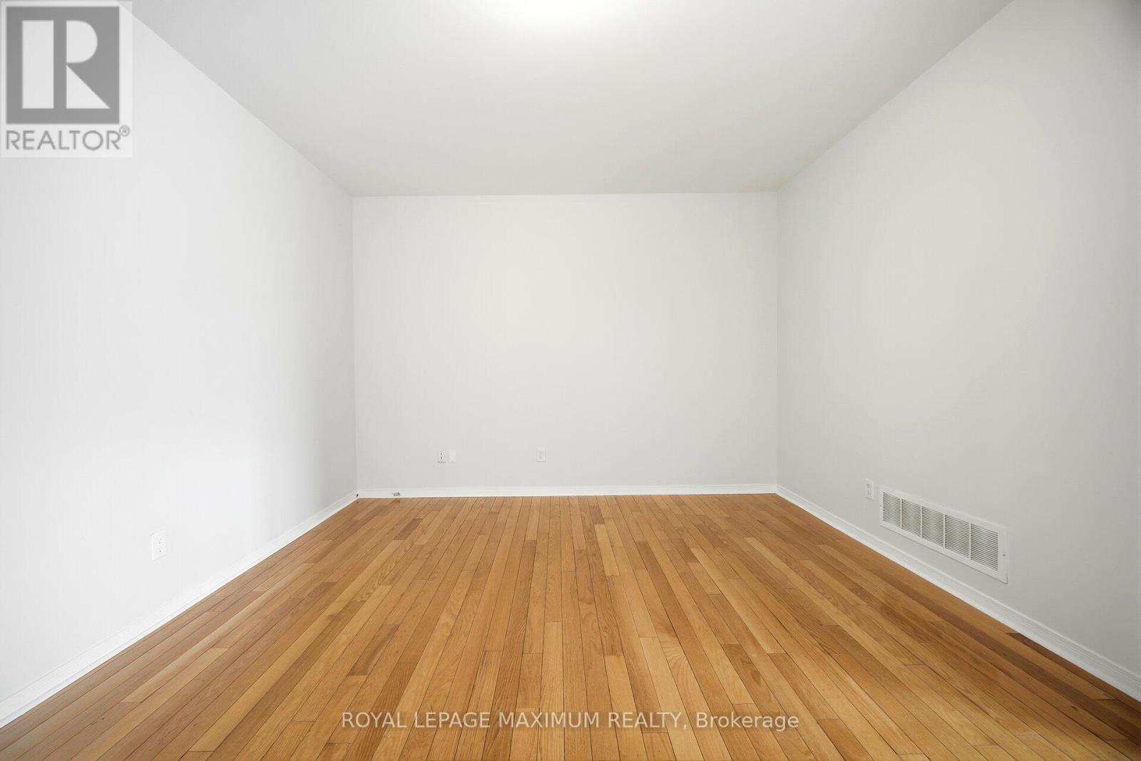 












162 GENTILE CIRCLE

,
Vaughan,




Ontario
L4H1G4

