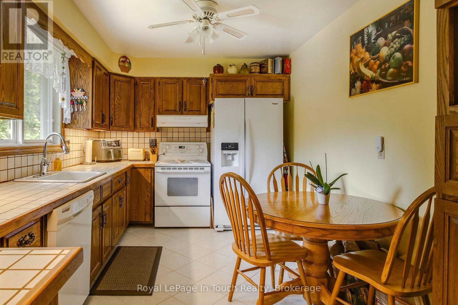 












682 CONCESSION 15 ROAD W

,
Tiny,




Ontario
L9M0H7

