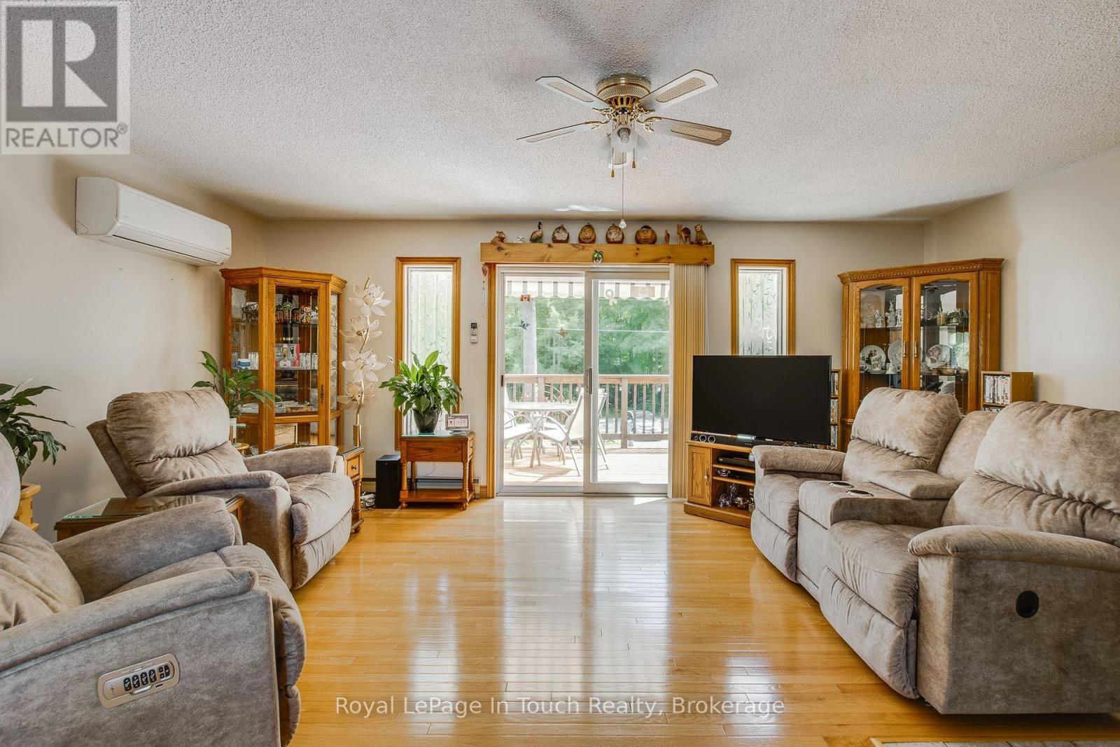 












682 CONCESSION 15 ROAD W

,
Tiny,




Ontario
L9M0H7

