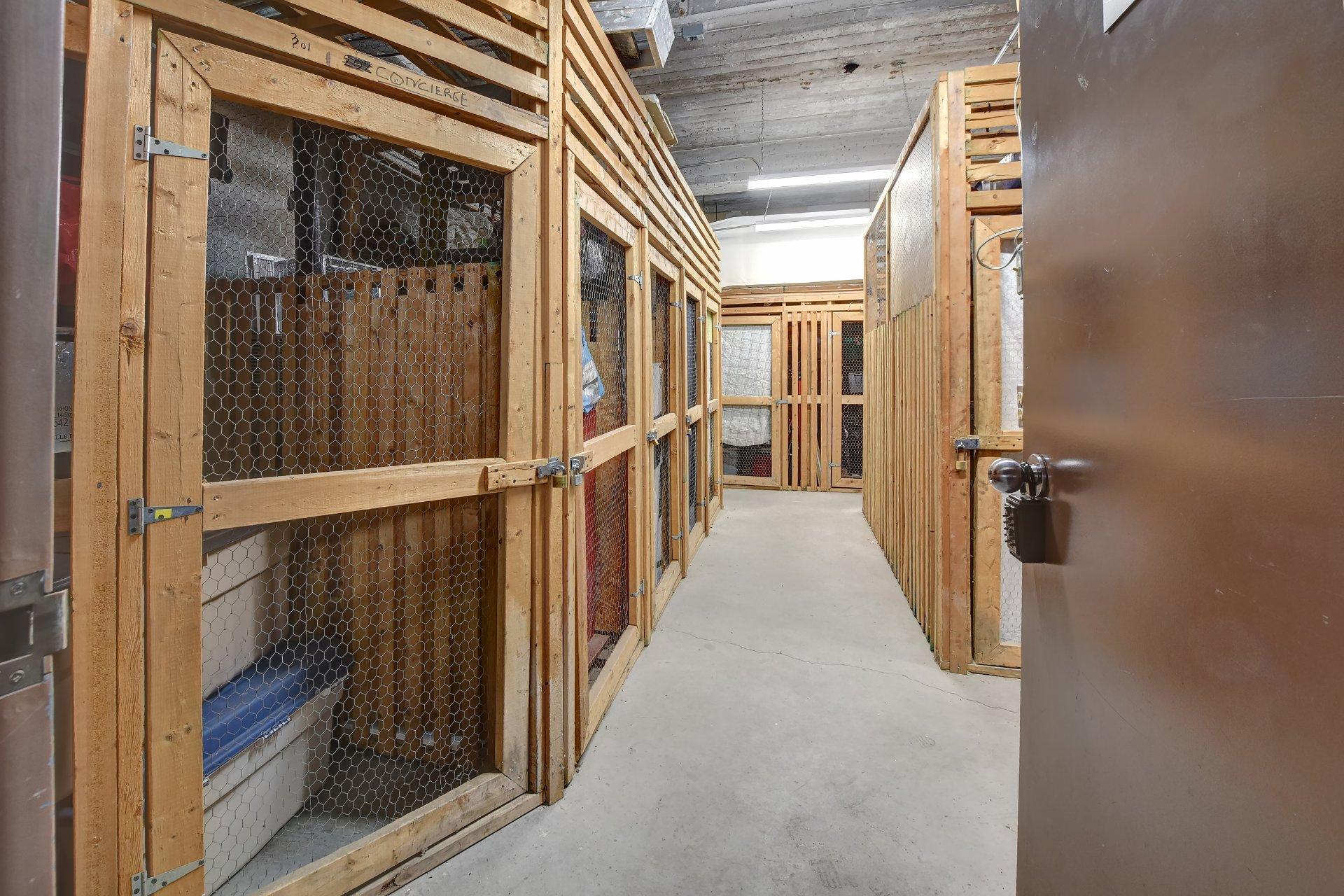 









305


Rue Laviolette

, 104,
Saint-Jérôme,




QC
J7Y4H7

