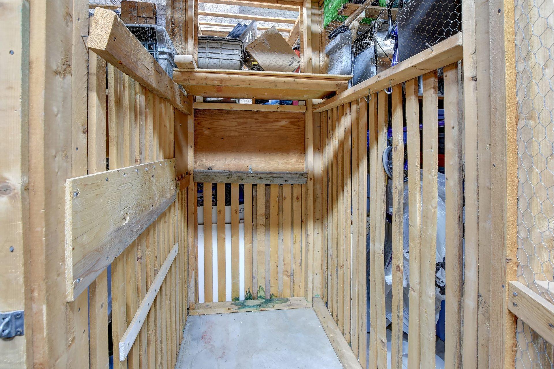 









305


Rue Laviolette

, 104,
Saint-Jérôme,




QC
J7Y4H7

