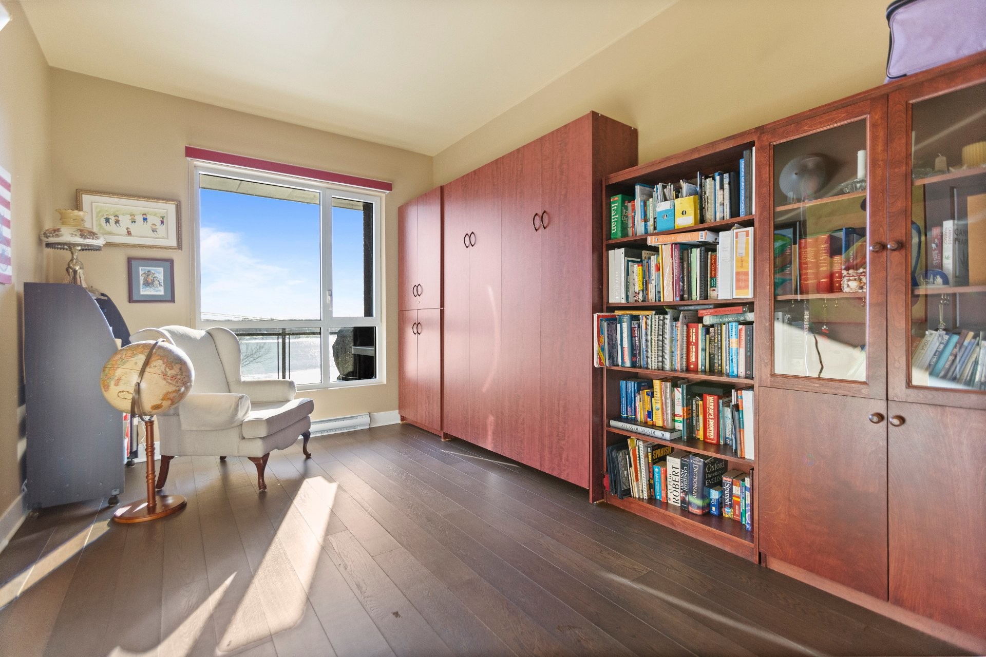 









795


Ch. du Bord-du-Lac-Lakeshore

, 409,
Dorval,




QC
H9S0A8

