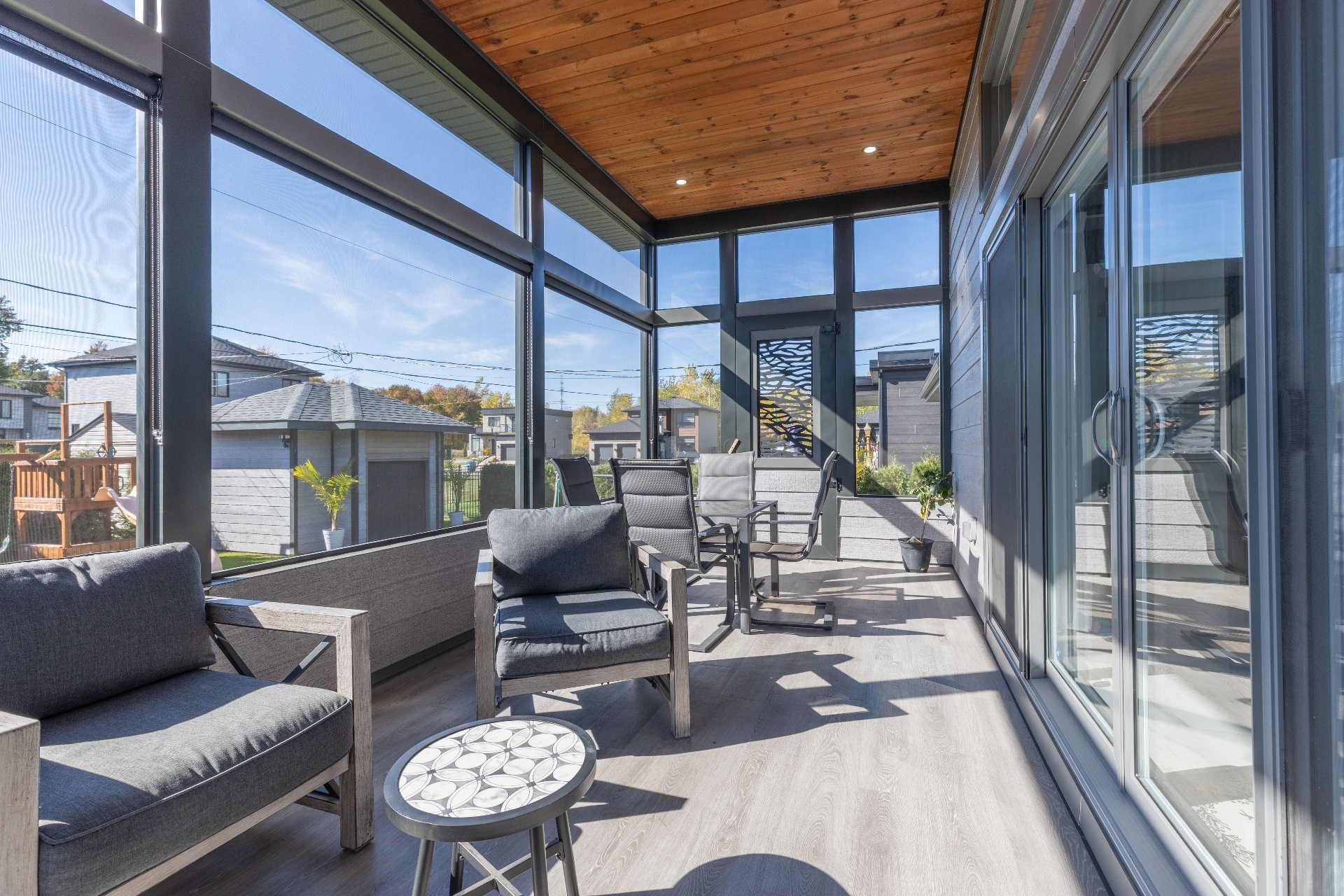 









251


Rue des Voiliers

,
Saint-Zotique,




QC
J0P1Z0

