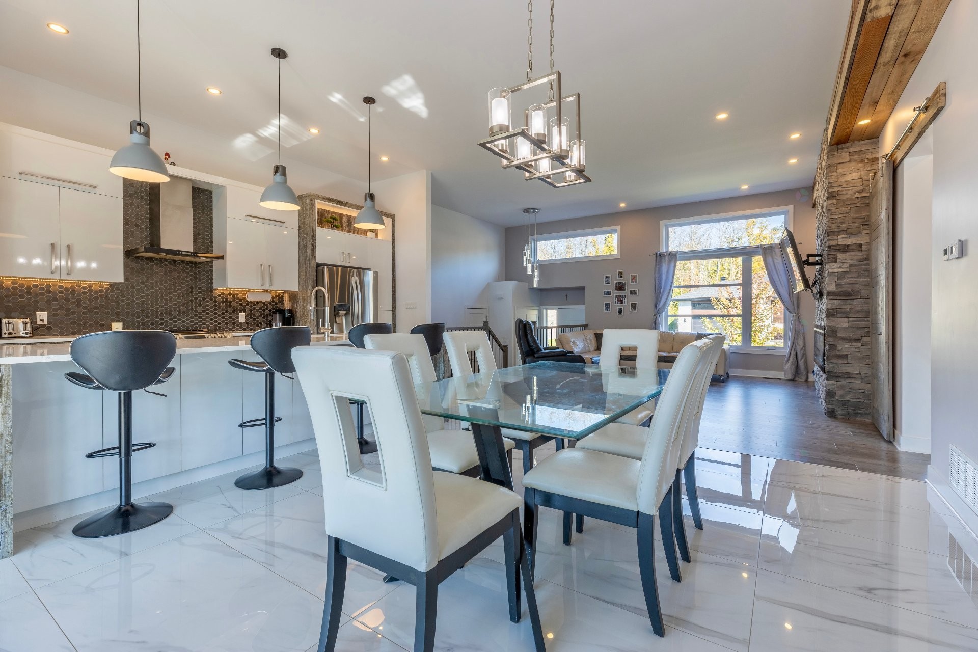 









251


Rue des Voiliers

,
Saint-Zotique,




QC
J0P1Z0

