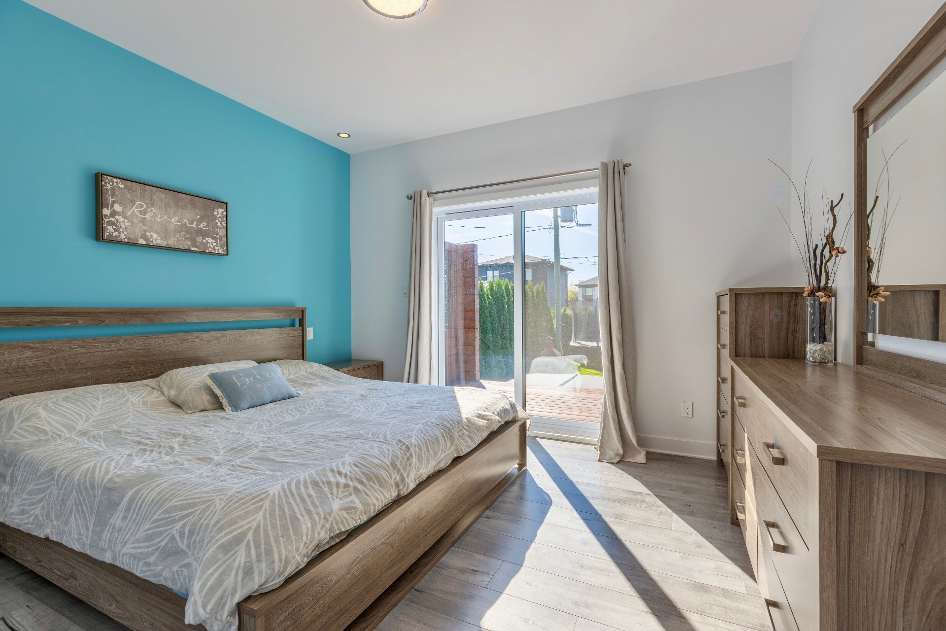 









251


Rue des Voiliers

,
Saint-Zotique,




QC
J0P1Z0

