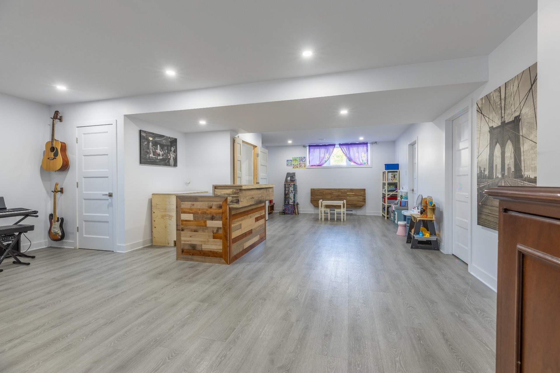 









251


Rue des Voiliers

,
Saint-Zotique,




QC
J0P1Z0

