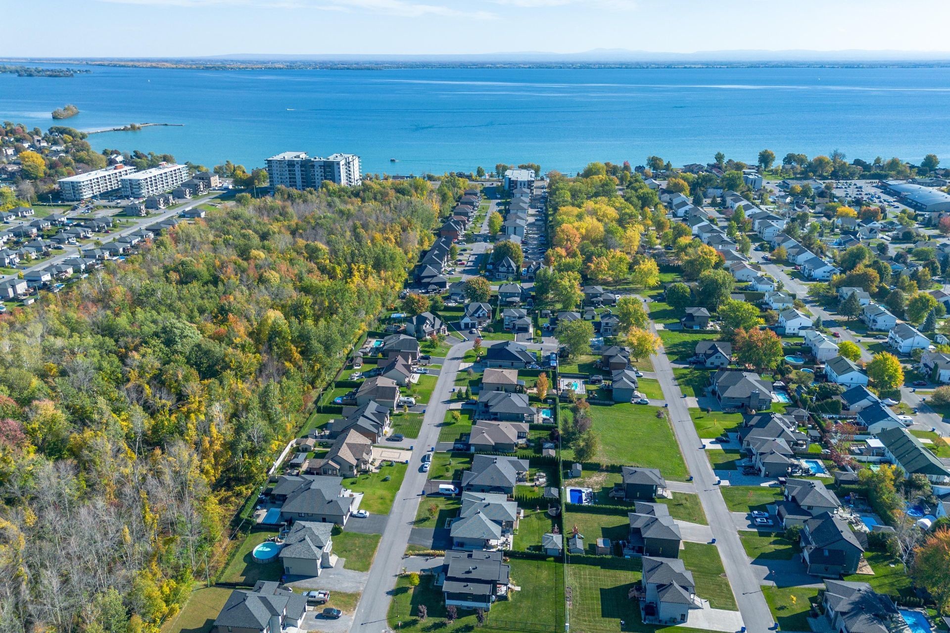 









251


Rue des Voiliers

,
Saint-Zotique,




QC
J0P1Z0

