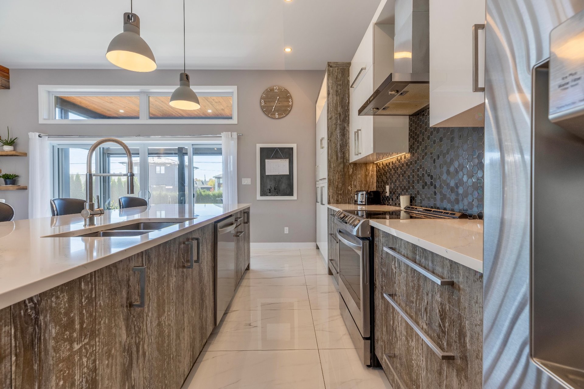 









251


Rue des Voiliers

,
Saint-Zotique,




QC
J0P1Z0

