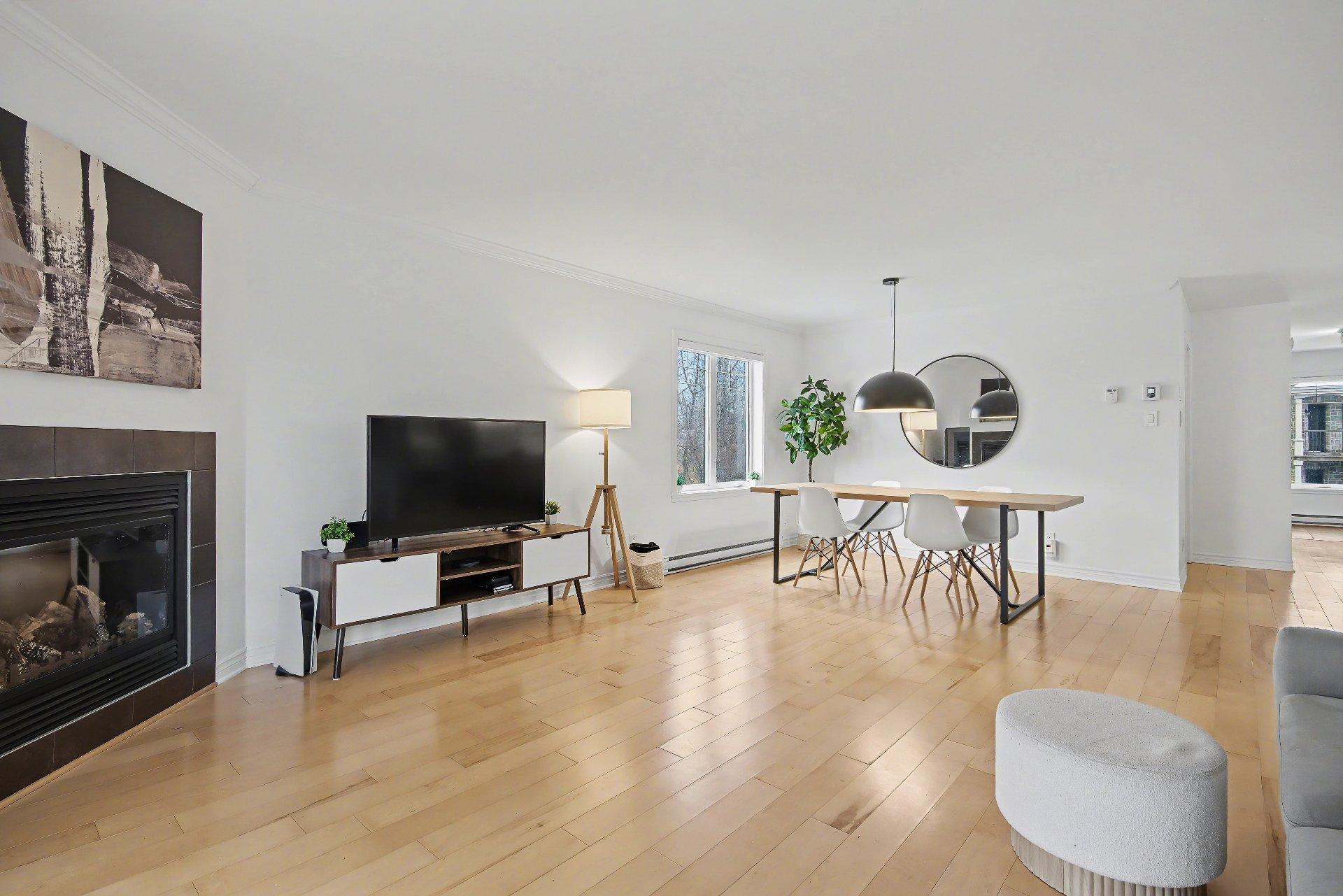 









190


Rue du Sanctuaire

, 5,
Sainte-Julie,




QC
J3E0B3

