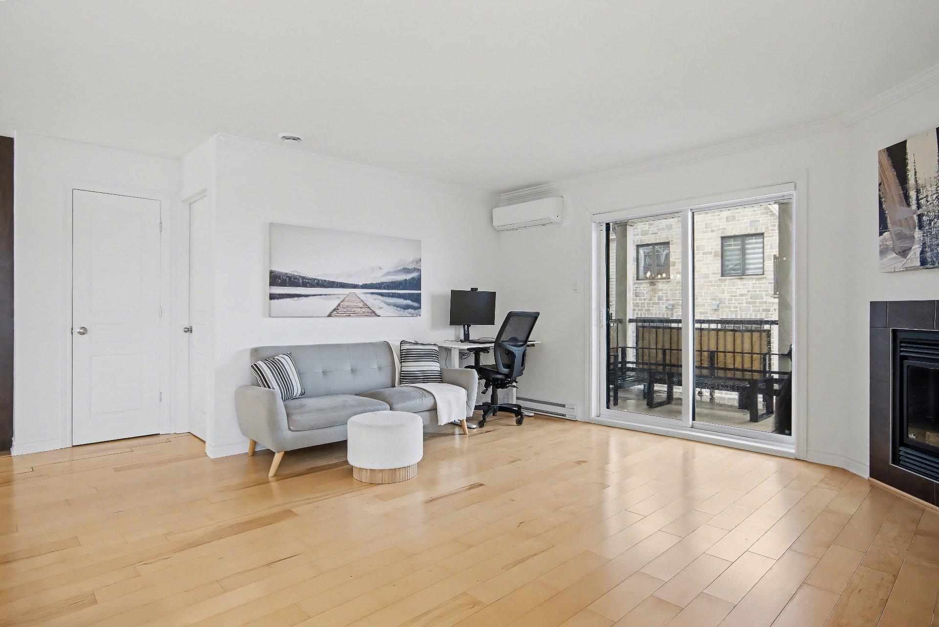 









190


Rue du Sanctuaire

, 5,
Sainte-Julie,




QC
J3E0B3

