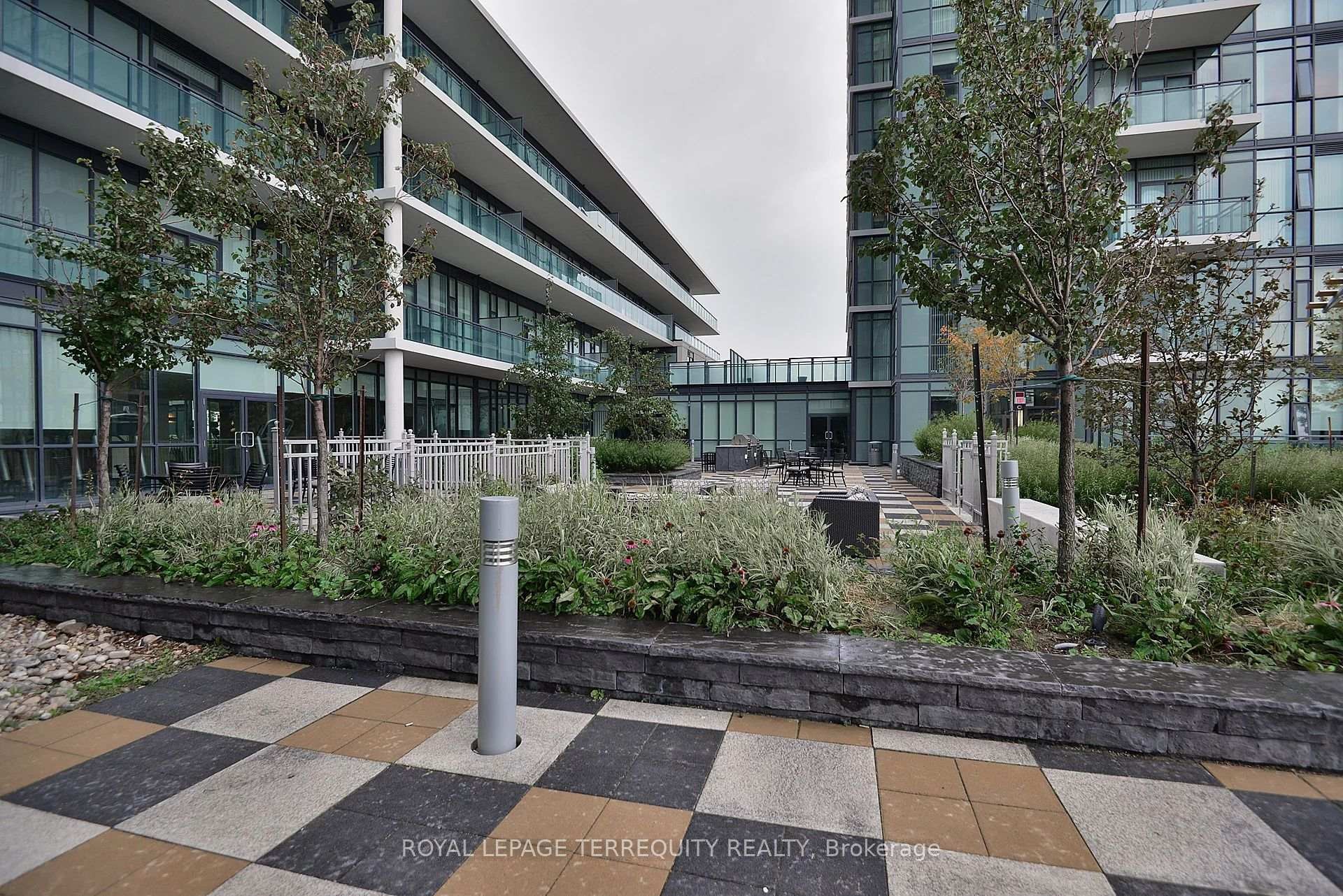 









4099


Brickstone

Mews, 3006,
Mississauga,




ON
L5B 0G2

