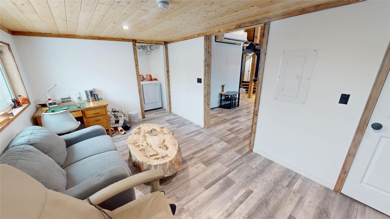 









424


Briar

Avenue,
Cranbrook,




BC
V1C 4B5

