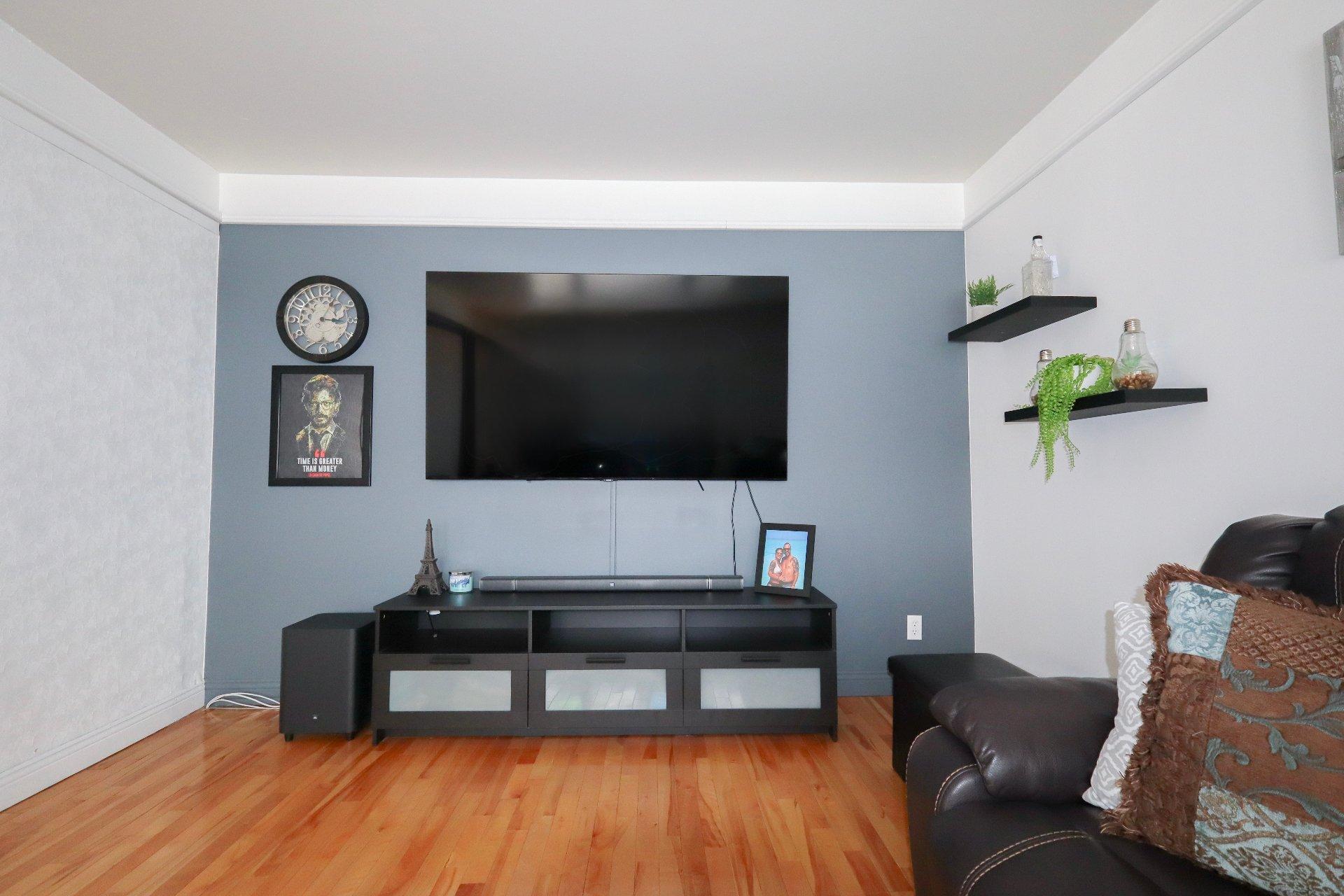 









2643


Av. Glenada

,
Shawinigan,




QC
G9N6L2

