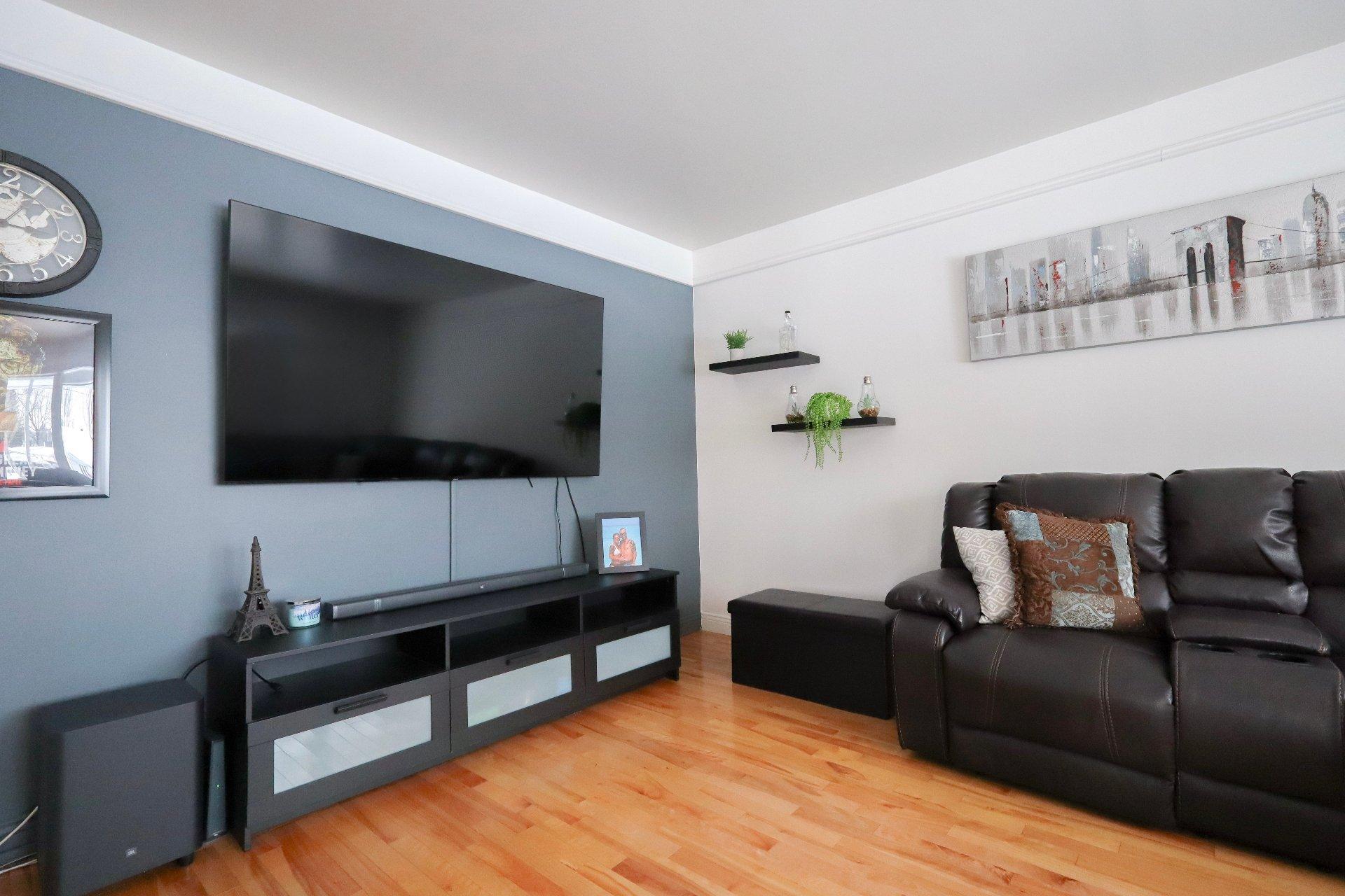 









2643


Av. Glenada

,
Shawinigan,




QC
G9N6L2

