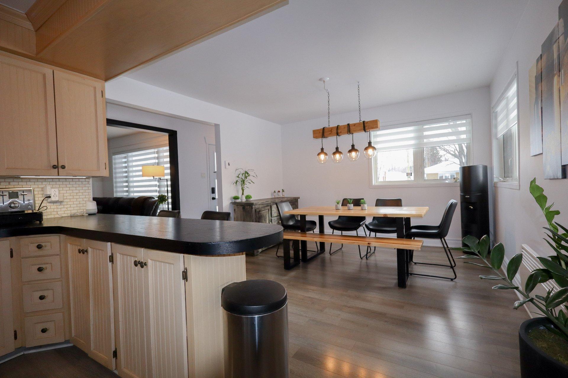 









2643


Av. Glenada

,
Shawinigan,




QC
G9N6L2

