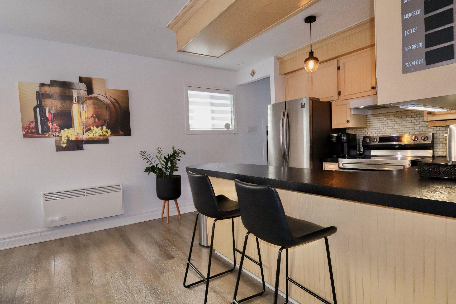 









2643


Av. Glenada

,
Shawinigan,




QC
G9N6L2

