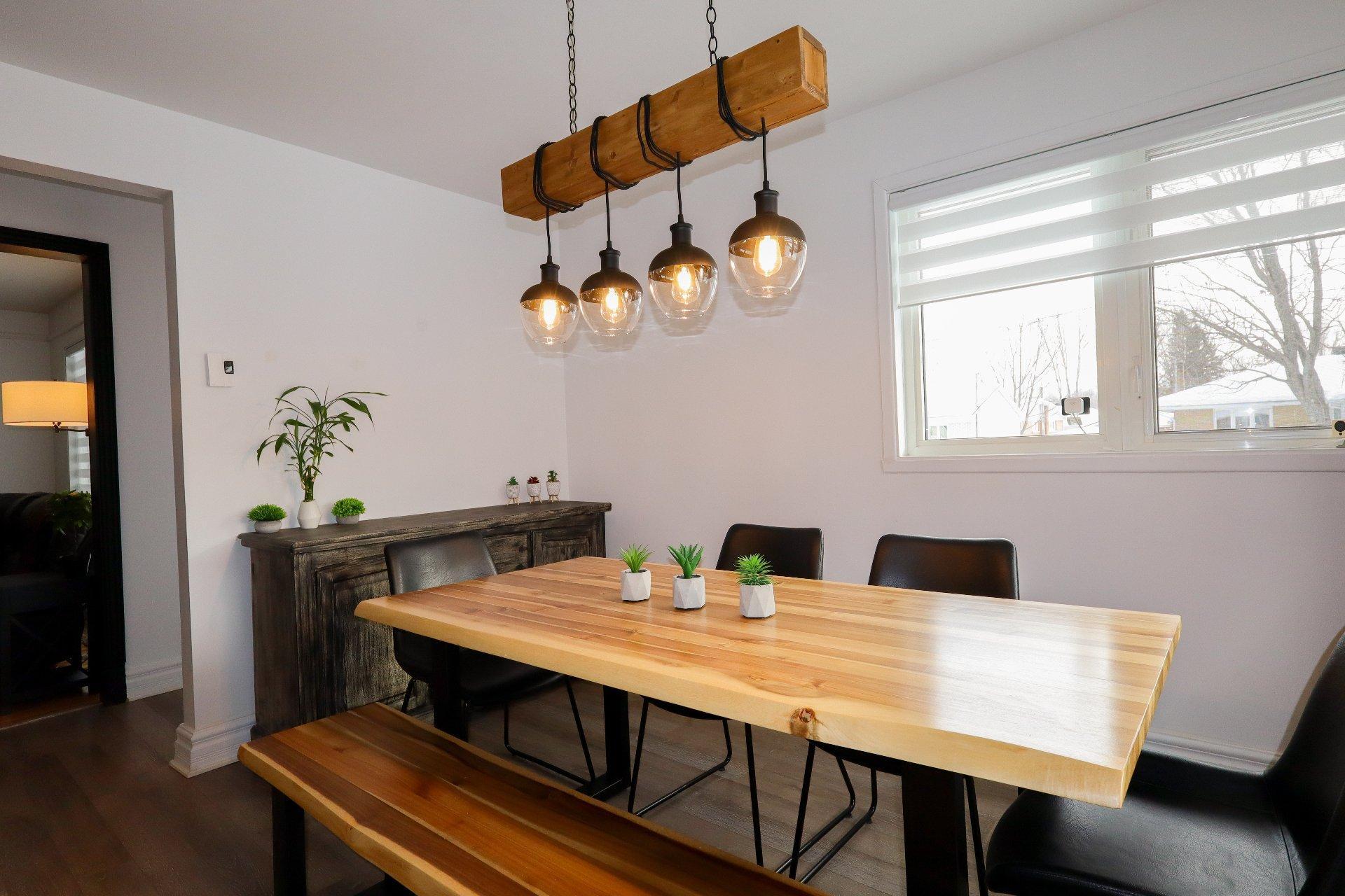 









2643


Av. Glenada

,
Shawinigan,




QC
G9N6L2

