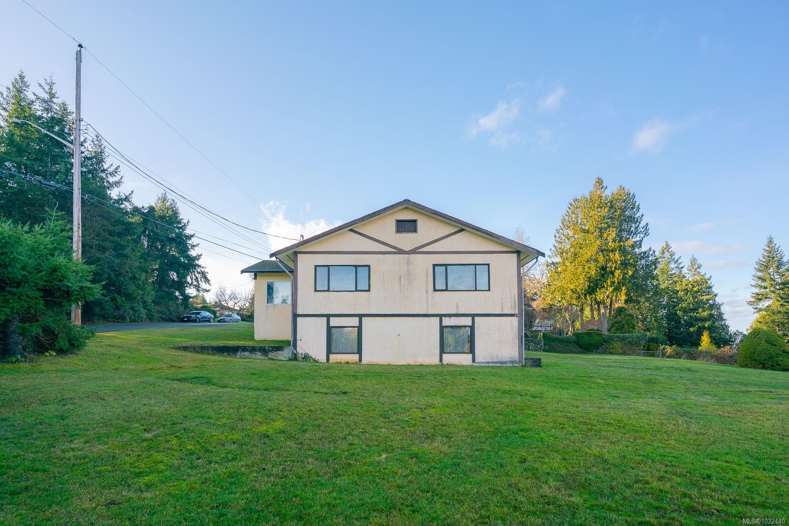 









135


Sunningdale

Rd West,
Qualicum Beach,




BC
V9K 1K7

