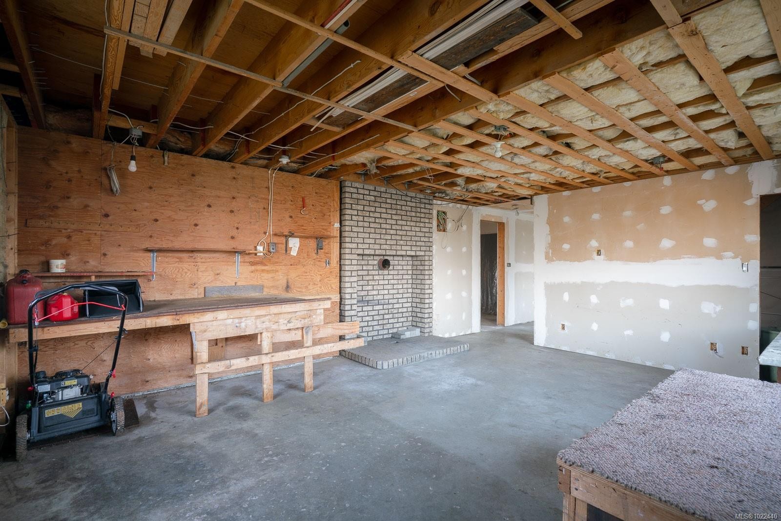 









135


Sunningdale

Rd West,
Qualicum Beach,




BC
V9K 1K7

