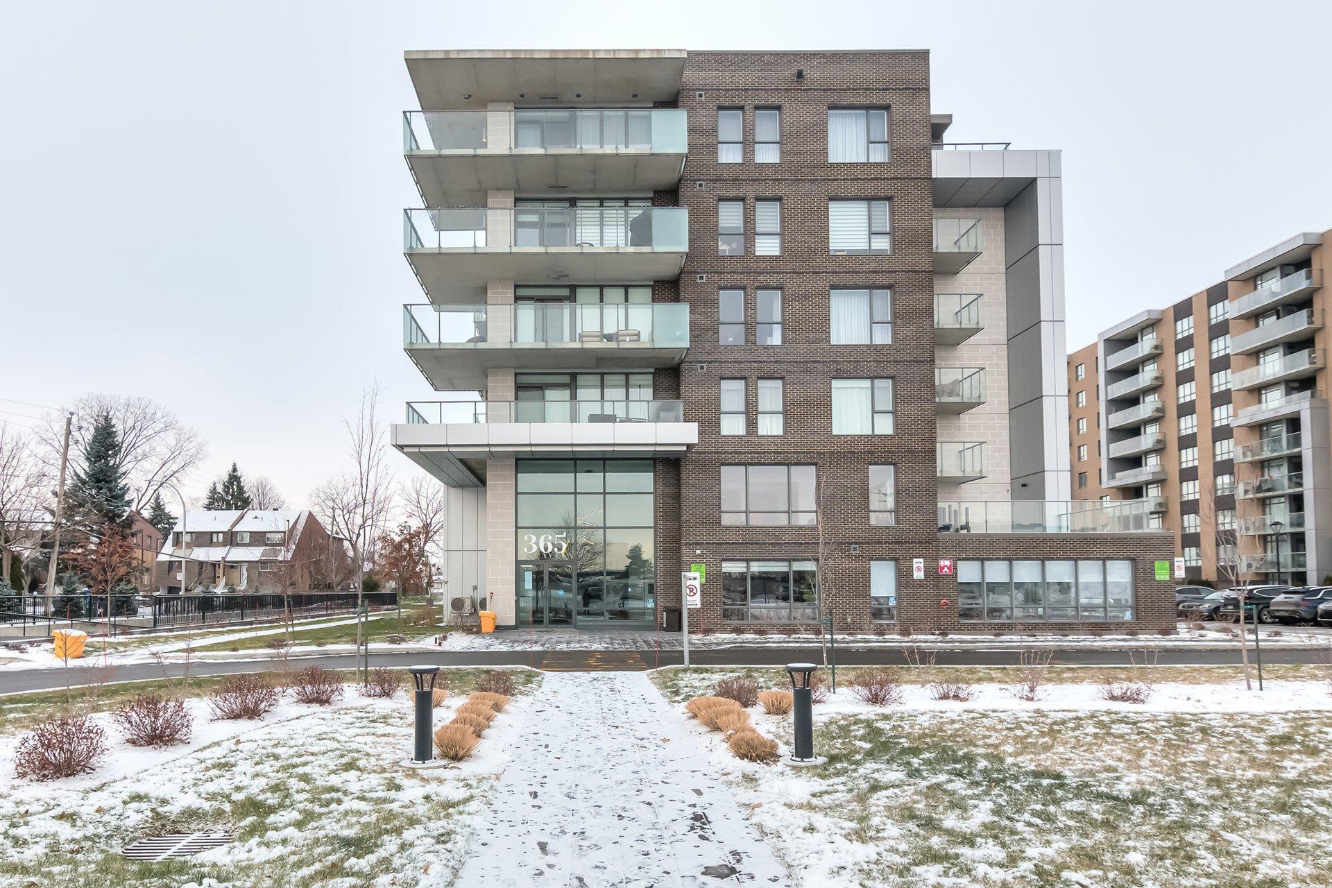 









365


Boul. Brunswick

, 511,
Pointe-Claire,




QC
H9R0H3

