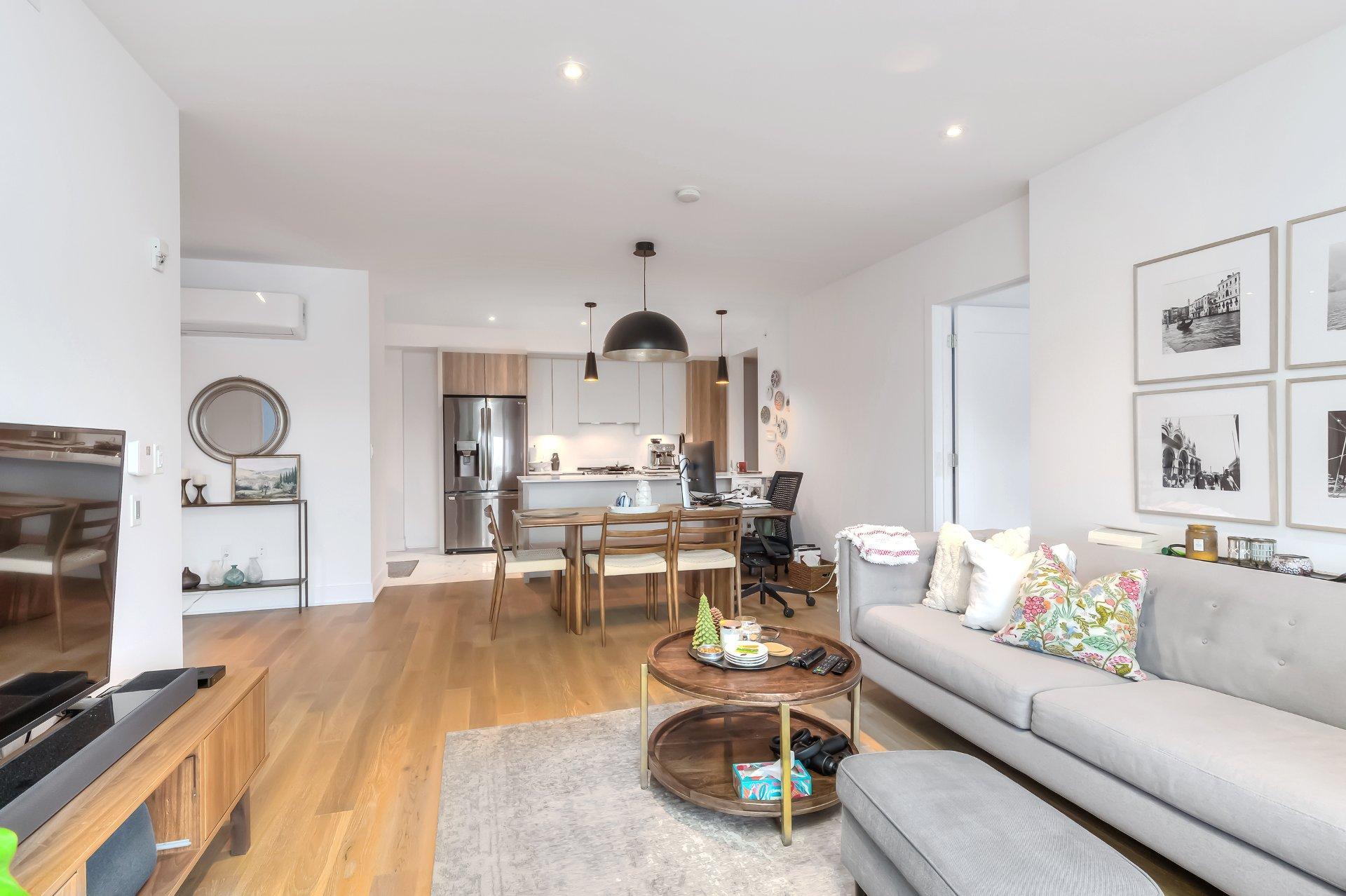 









365


Boul. Brunswick

, 511,
Pointe-Claire,




QC
H9R0H3

