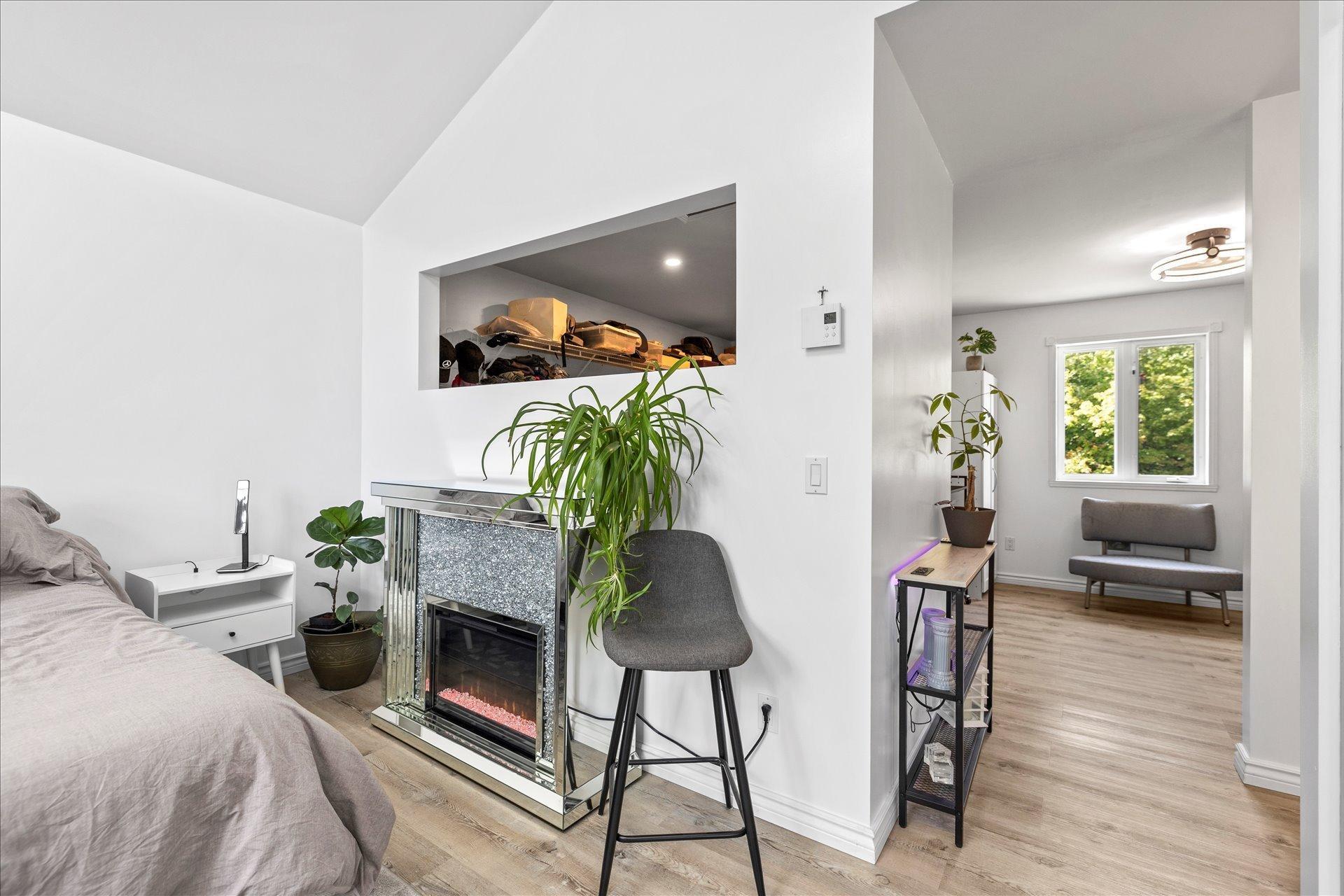 









2326


Ch. Lonsdale E.

,
L'Ange-Gardien,




QC
J8L0G1

