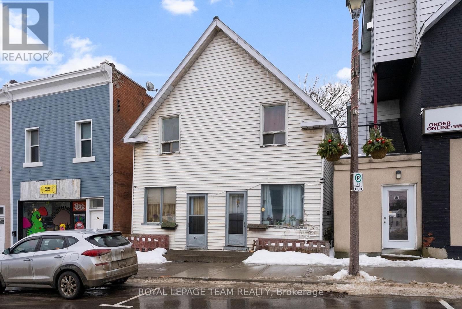 












56 MADAWASKA STREET

,
Arnprior,




Ontario
K7S1R9

