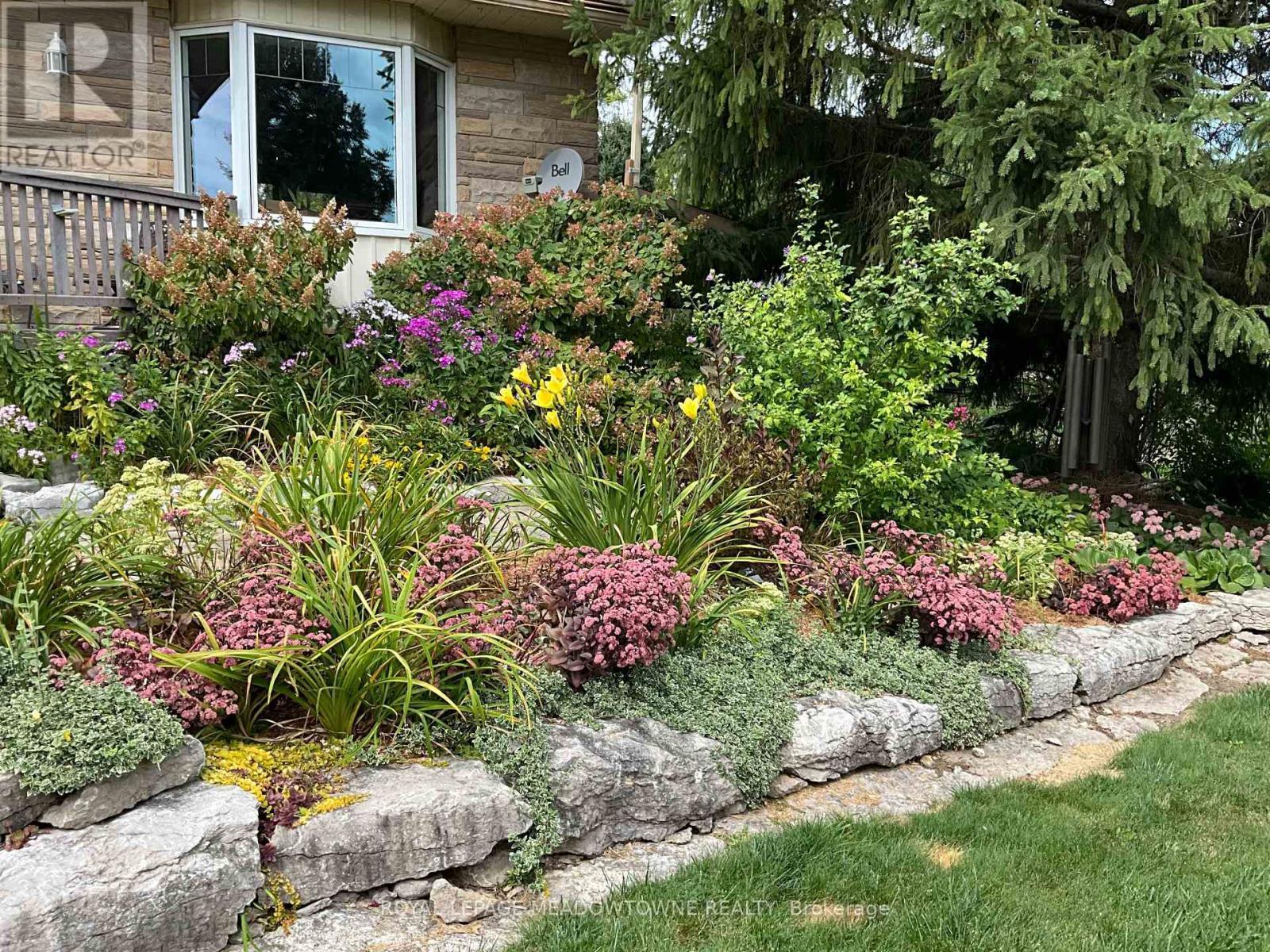 












6824 10TH LINE

,
New Tecumseth,




Ontario
L0G1A0

