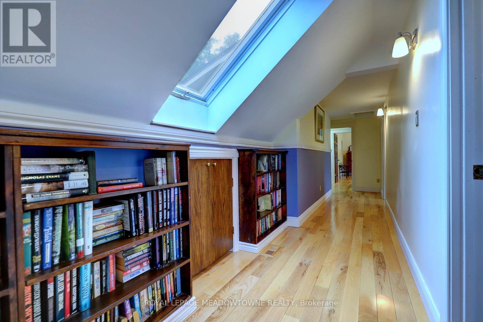 












6824 10TH LINE

,
New Tecumseth,




Ontario
L0G1A0

