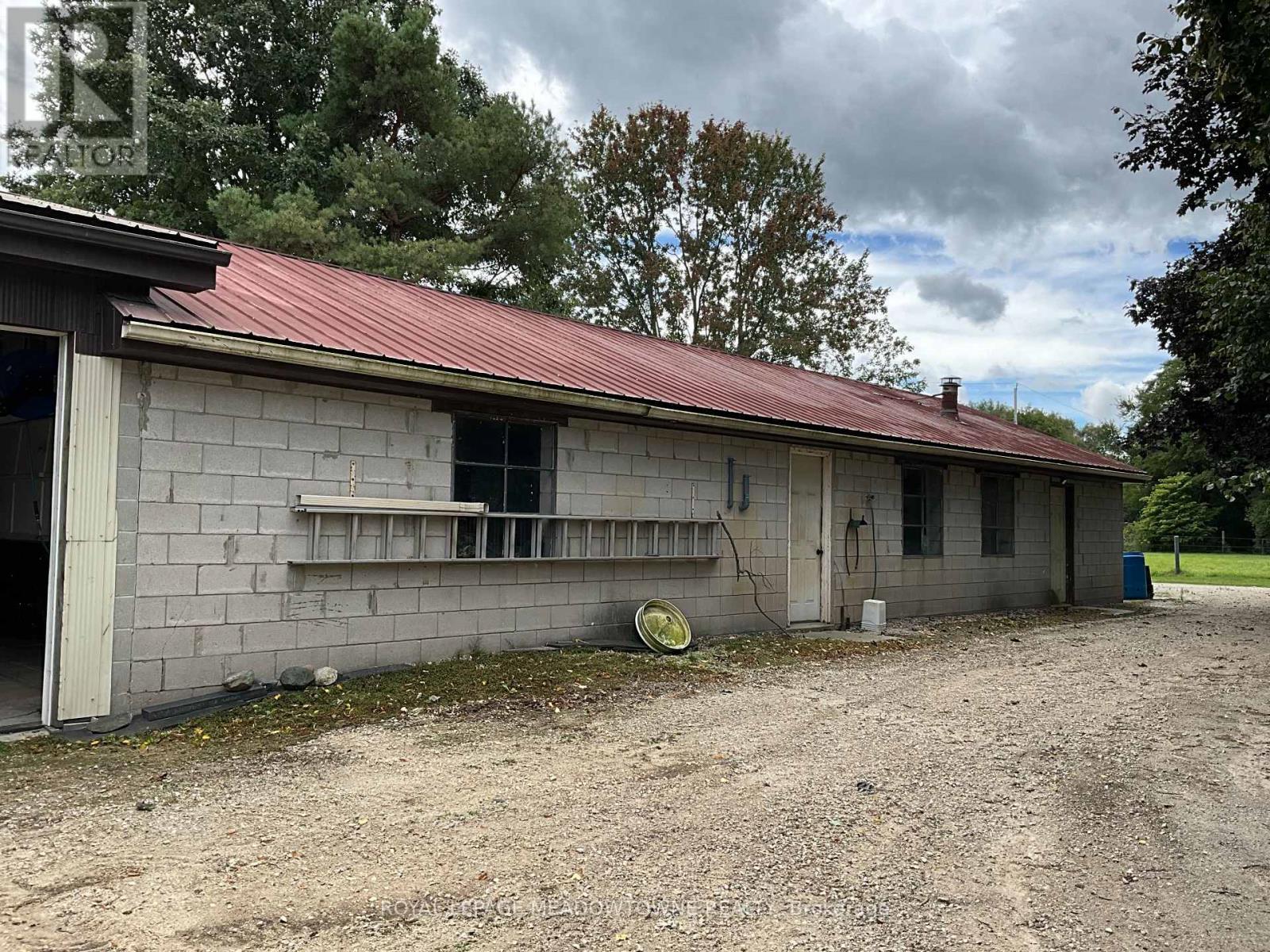 












6824 10TH LINE

,
New Tecumseth,




Ontario
L0G1A0

