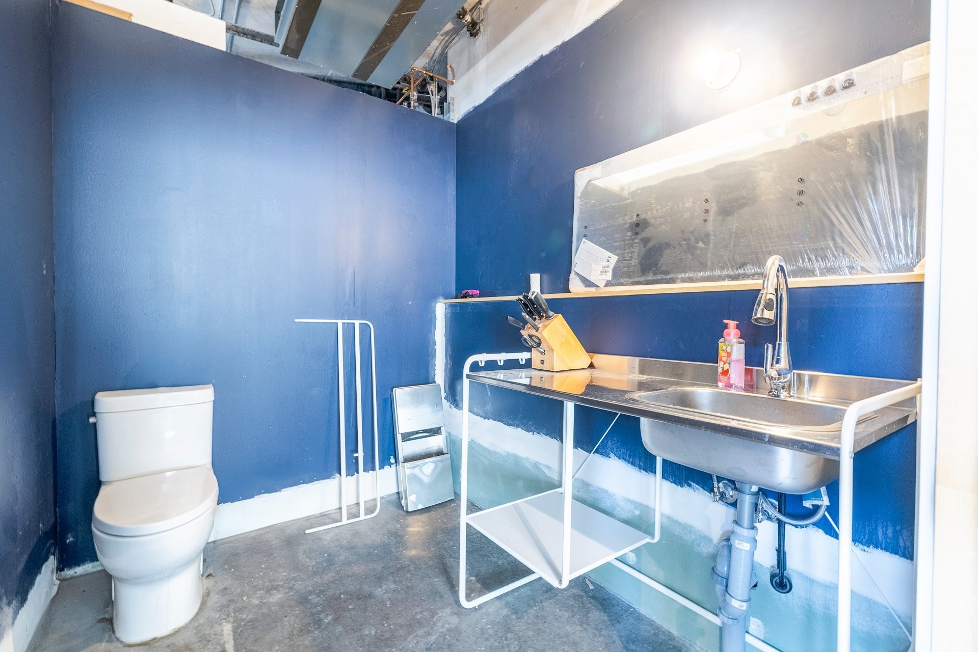 









975


Rue Clark

,
Montréal (Ville-Marie),




QC
H2Z1K1

