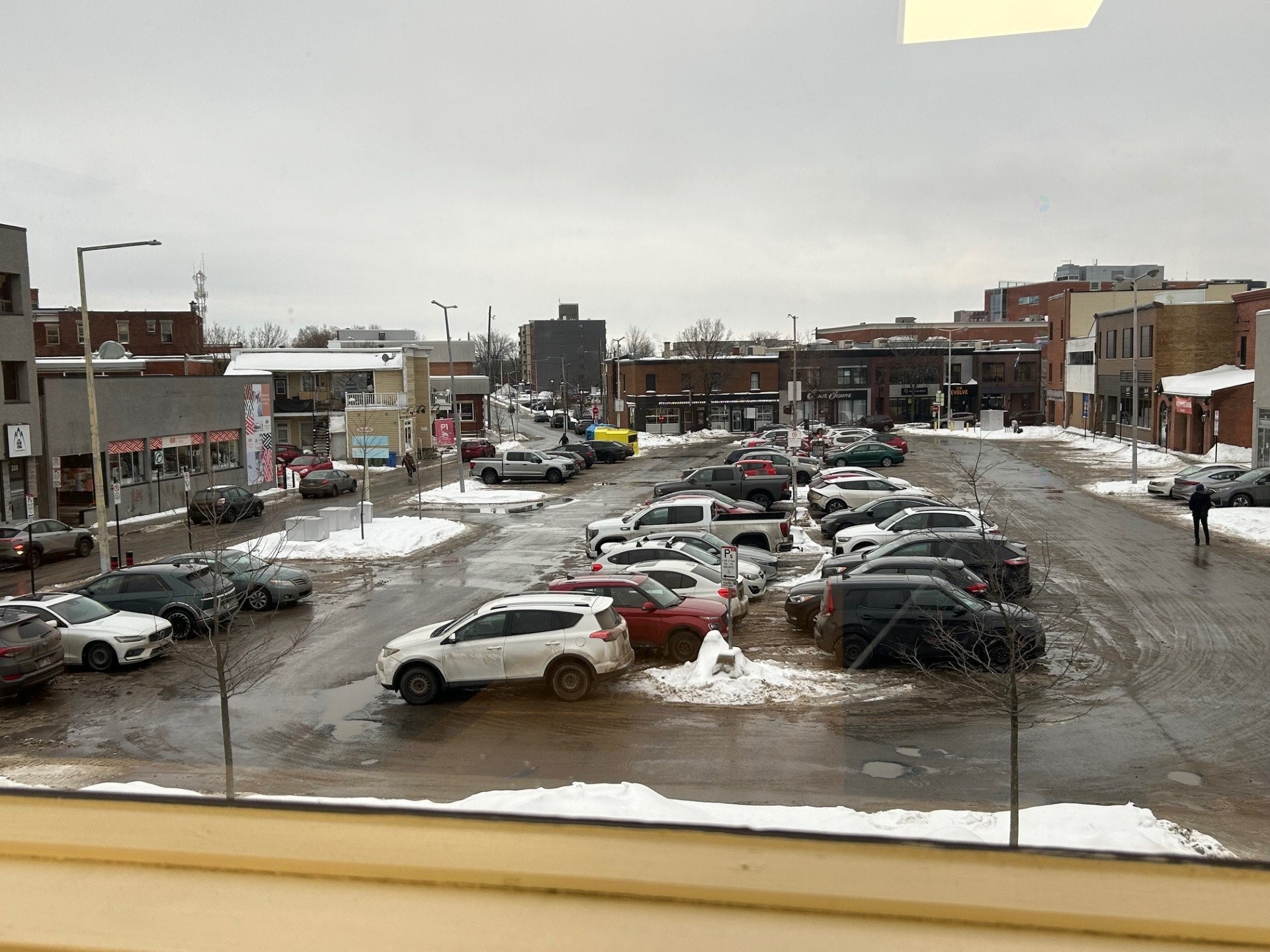 









236


Rue Parent

, 20,
Saint-Jérôme,




QC
J7Z1Z7

