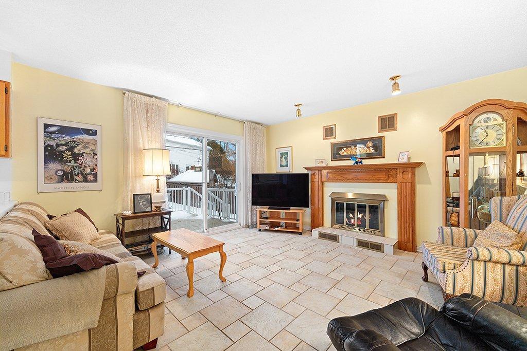 









231


Av. des Explorateurs

,
Gatineau (Aylmer),




QC
J9J1M2

