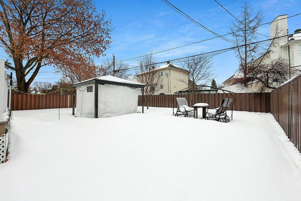 









231


Av. des Explorateurs

,
Gatineau (Aylmer),




QC
J9J1M2

