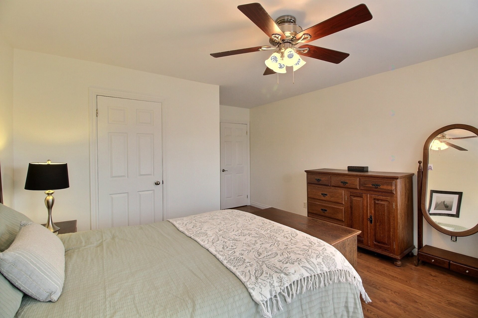 









82


Rue Goudreau

,
Magog,




QC
J1X5T1

