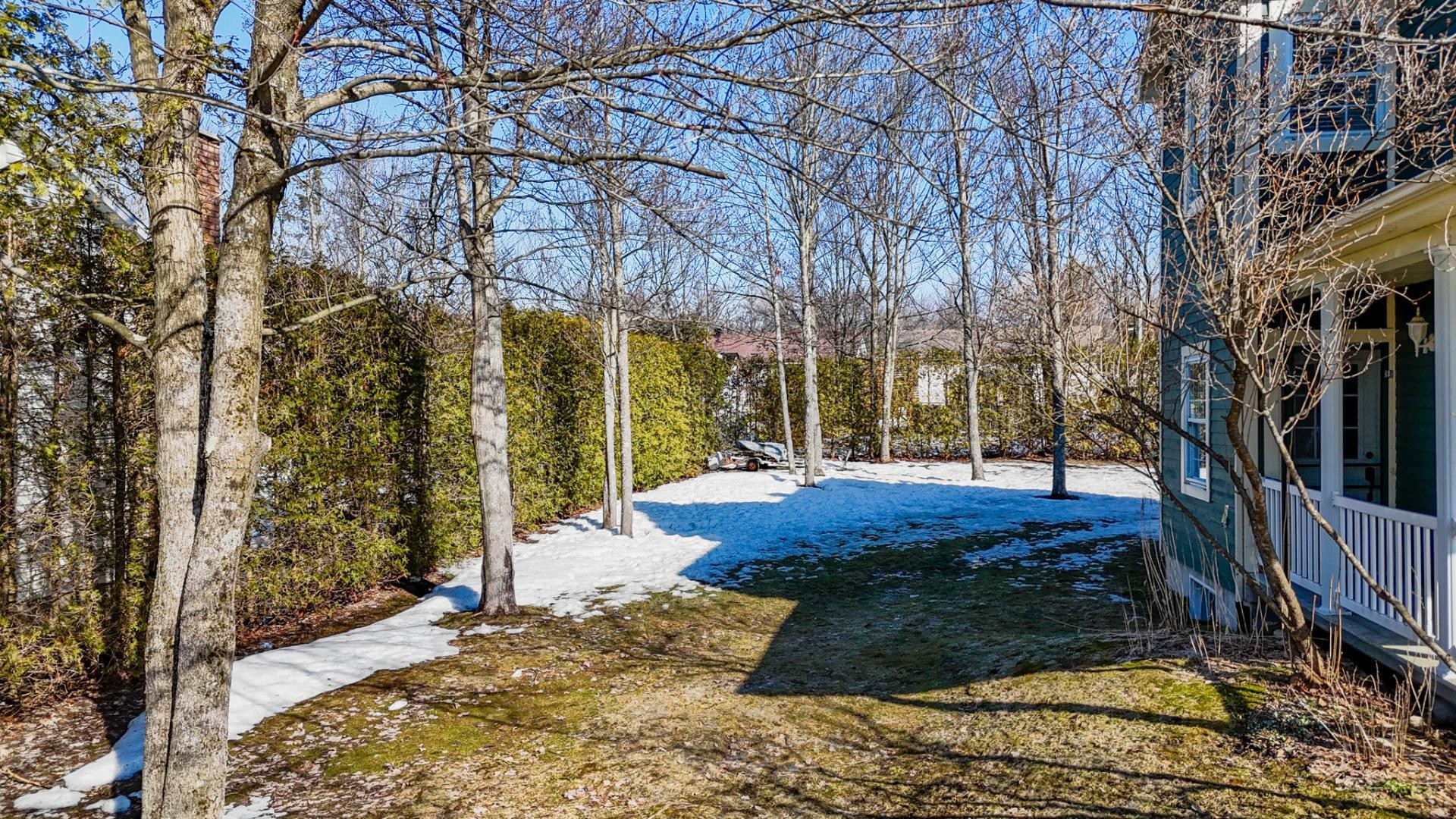 









82


Rue Goudreau

,
Magog,




QC
J1X5T1

