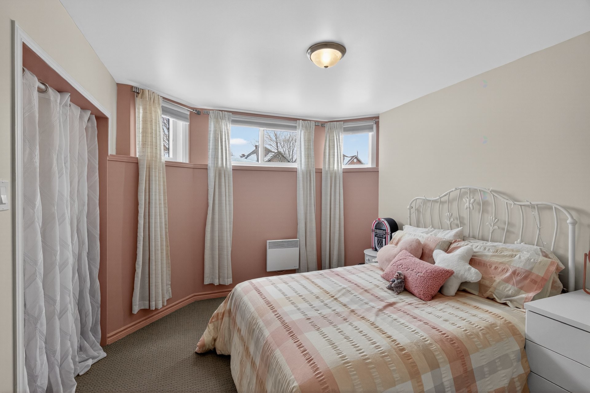 









671


Av. du Cheval-Blanc

,
Gatineau (Gatineau),




QC
J8R3M2

