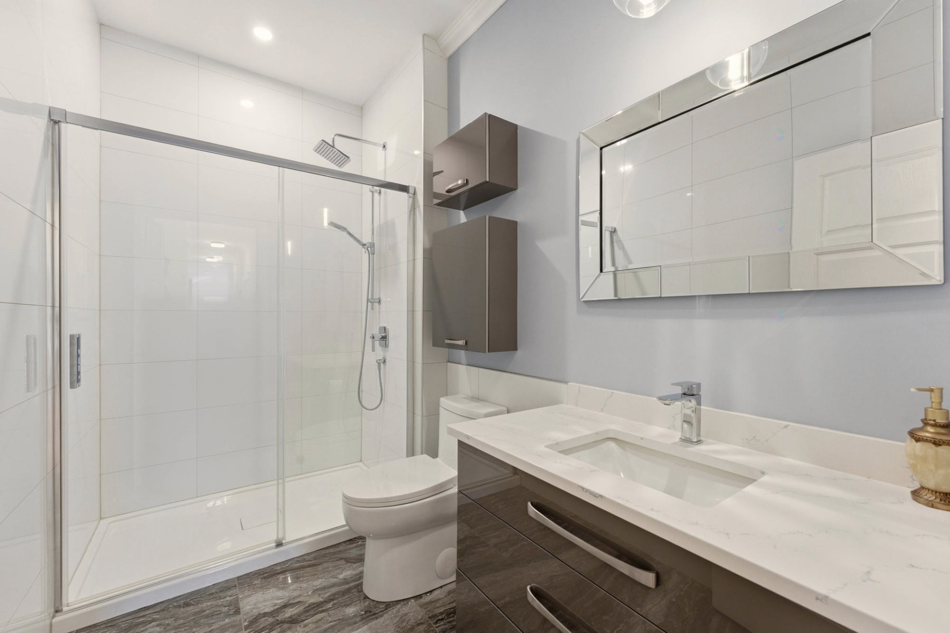 









3261


Ch. des Patriotes

,
Saint-Ours,




QC
J0G1P0

