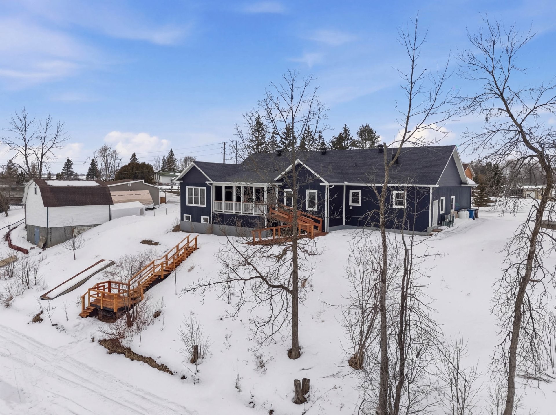 









3261


Ch. des Patriotes

,
Saint-Ours,




QC
J0G1P0


