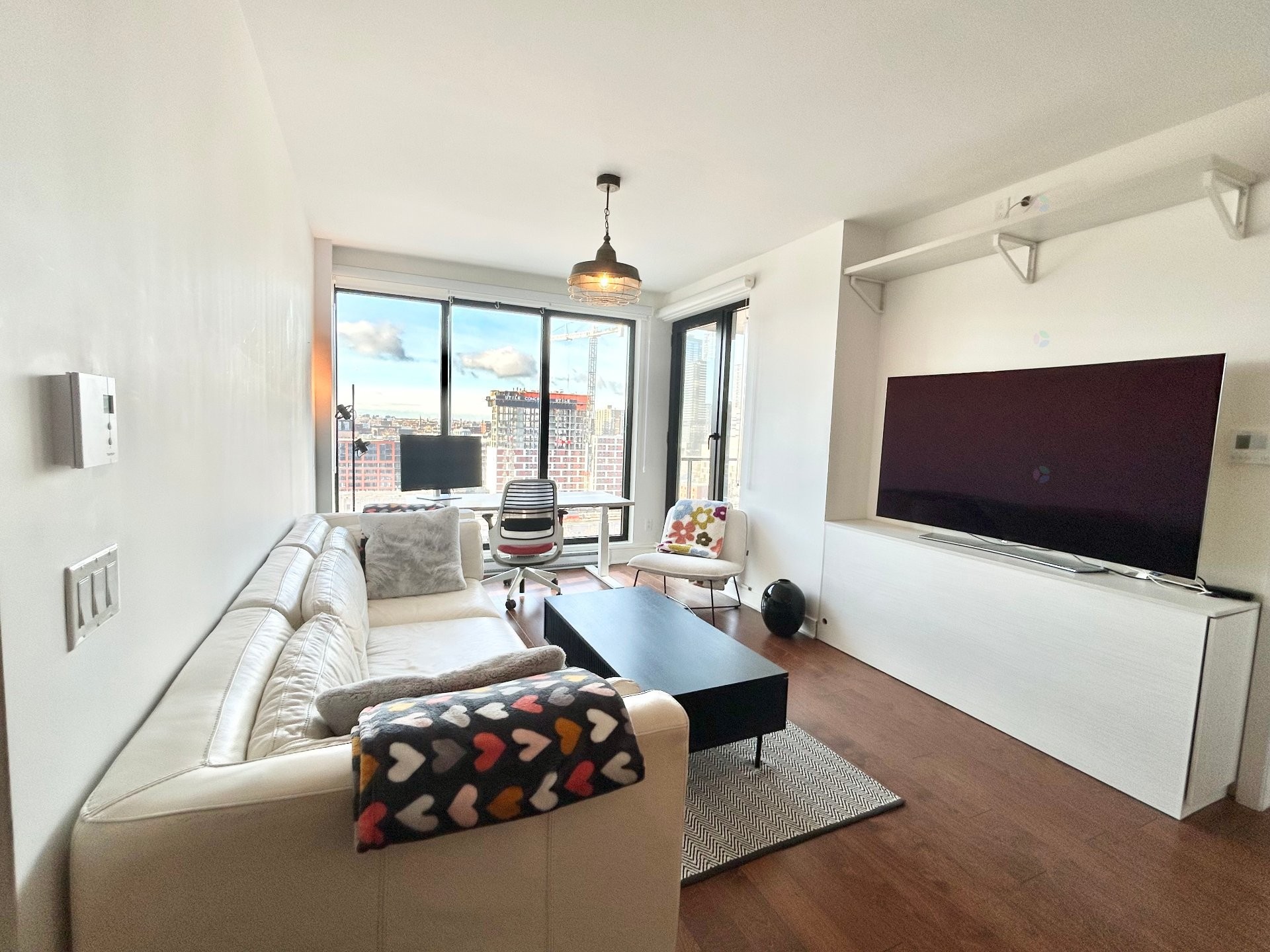 









738


Rue St-Paul O.

, 1505,
Montréal (Ville-Marie),




QC
H3C0N5

