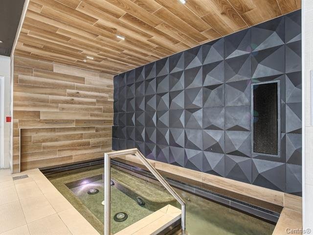 









738


Rue St-Paul O.

, 1505,
Montréal (Ville-Marie),




QC
H3C0N5

