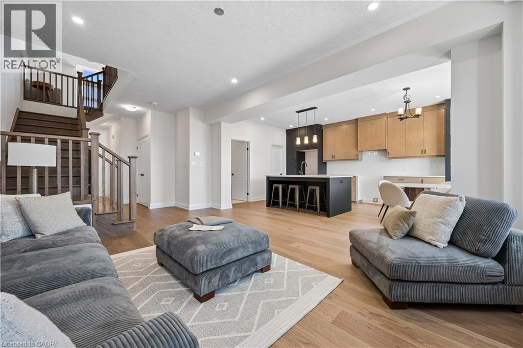 












346 CANADA PLUM Street

,
Waterloo,




Ontario
N2V0H9

