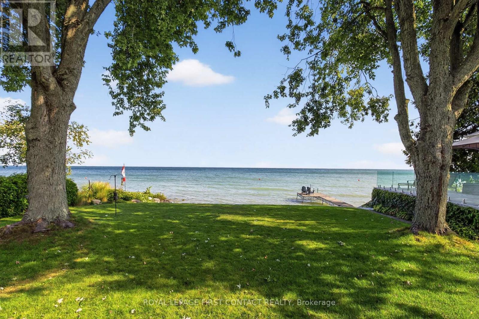












73 PARKSIDE DRIVE

,
Oro-Medonte,




Ontario
L0L1T0

