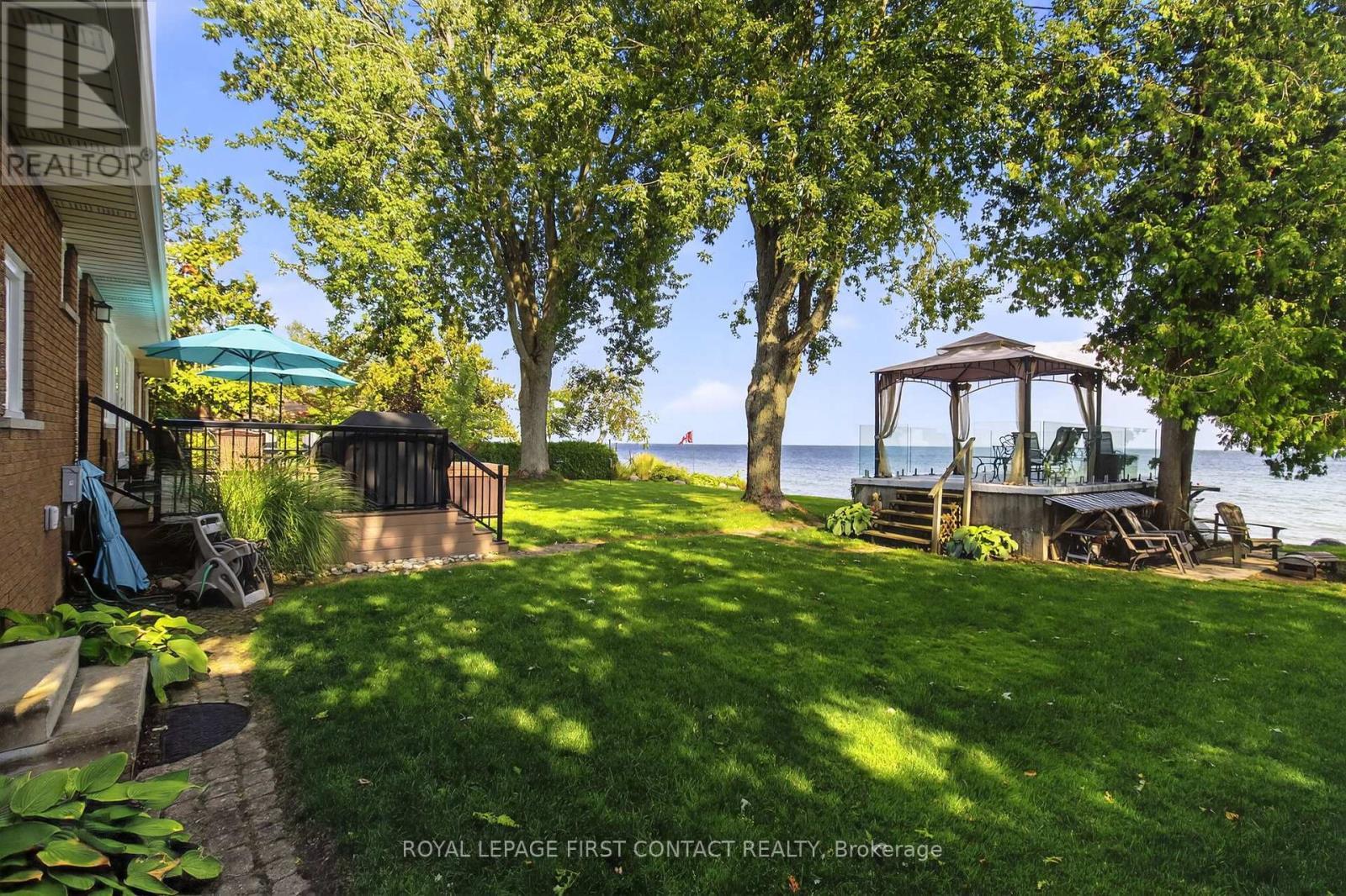 












73 PARKSIDE DRIVE

,
Oro-Medonte,




Ontario
L0L1T0

