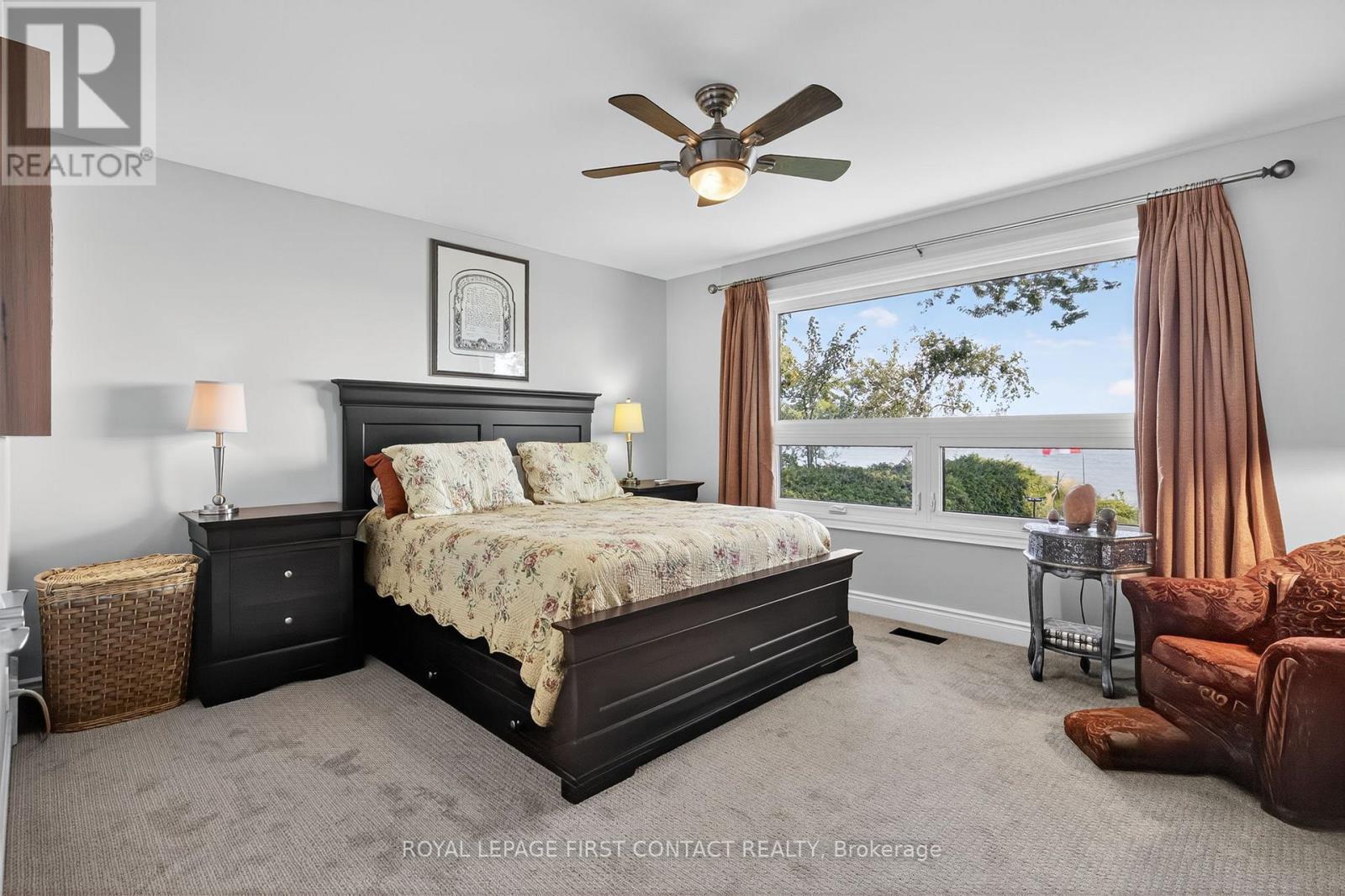 












73 PARKSIDE DRIVE

,
Oro-Medonte,




Ontario
L0L1T0

