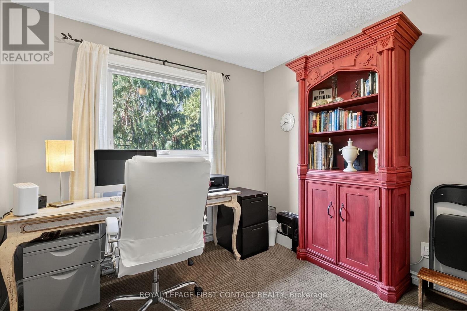 












73 PARKSIDE DRIVE

,
Oro-Medonte,




Ontario
L0L1T0

