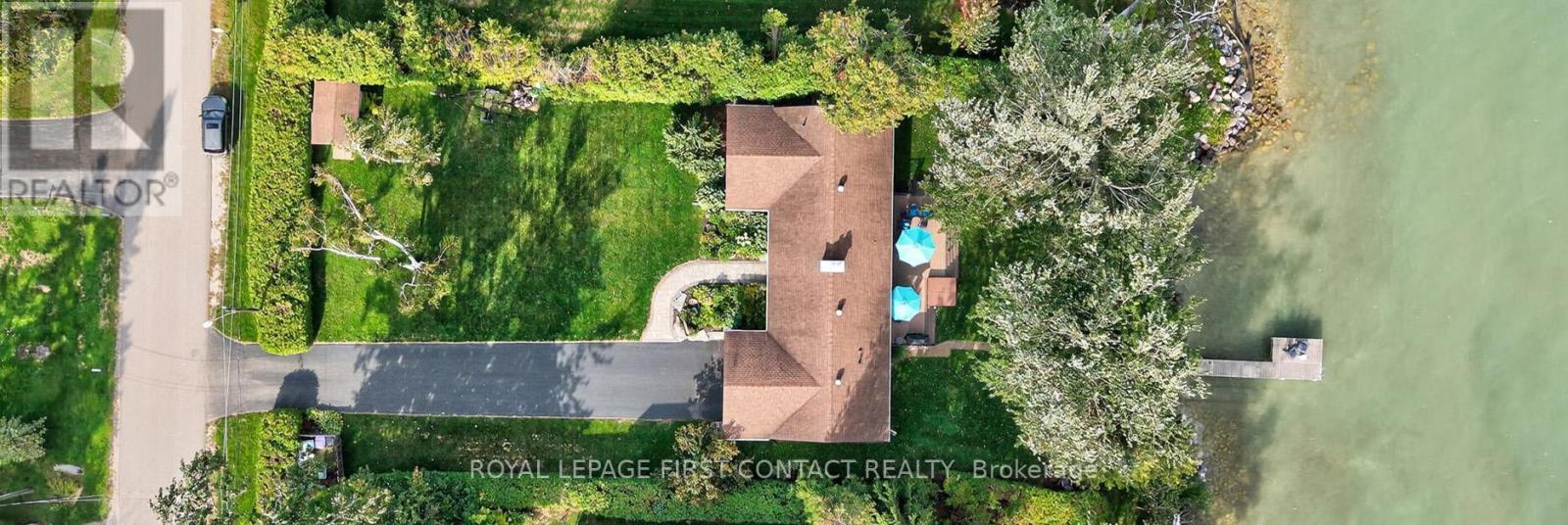 












73 PARKSIDE DRIVE

,
Oro-Medonte,




Ontario
L0L1T0

