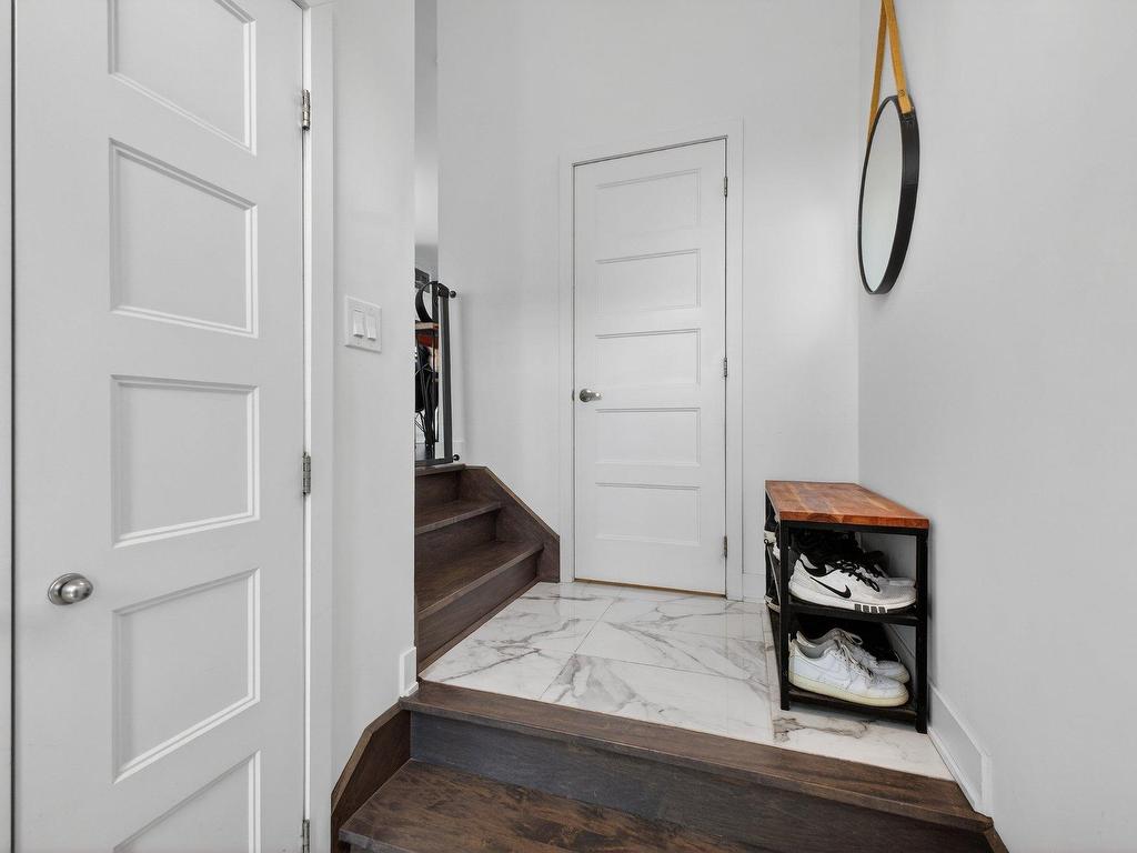









3139Z


Rue Frégault

,
Chomedey (Laval),




QC
H7T0C6

