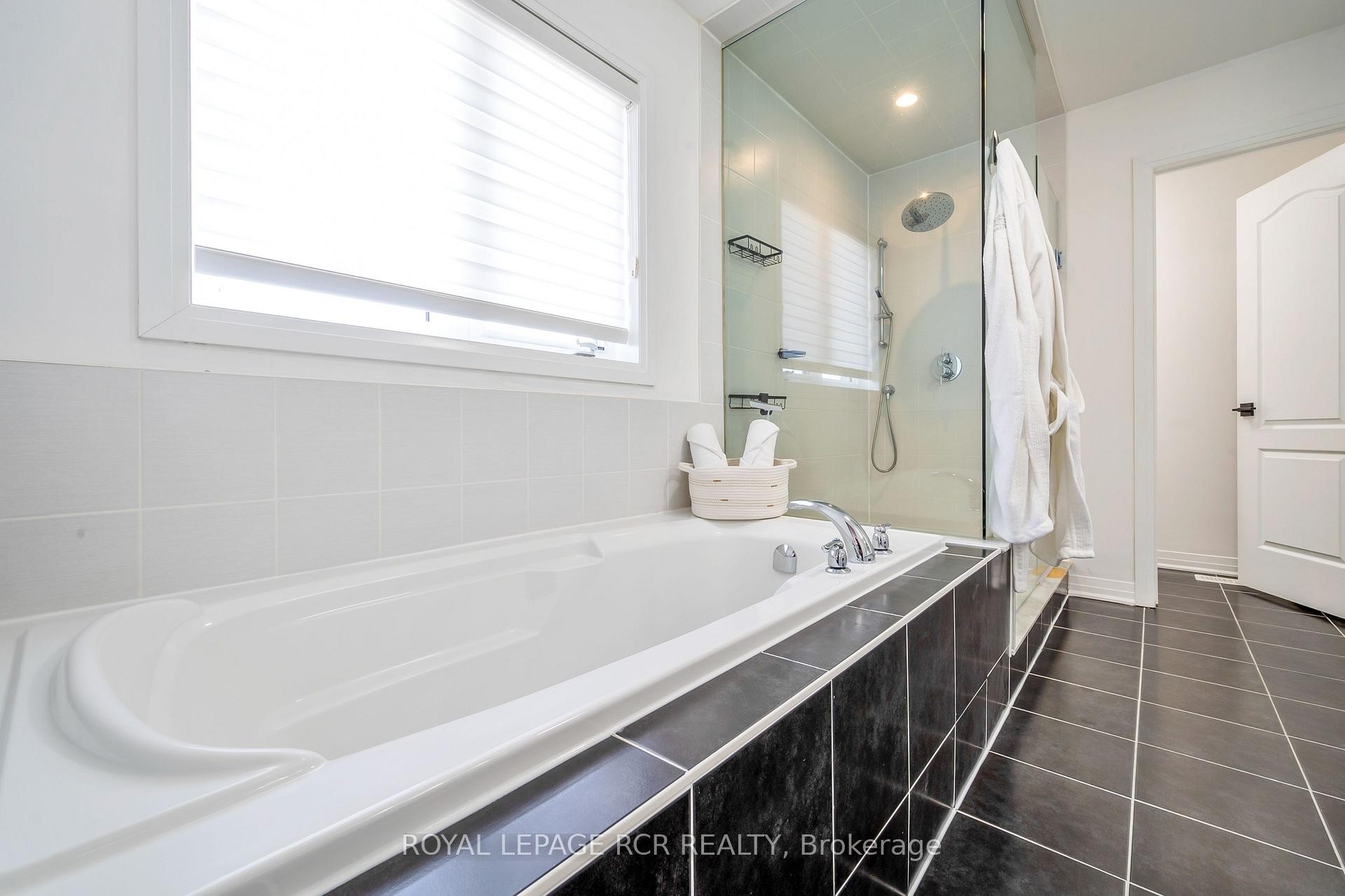 









7


Paisley

Way,
Orangeville,




ON
L9W 6Z5

