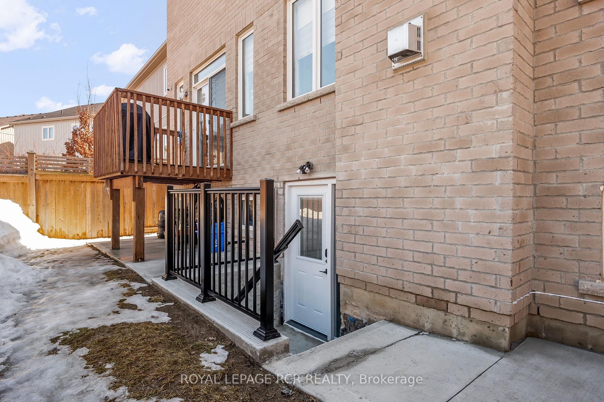 









7


Paisley

Way,
Orangeville,




ON
L9W 6Z5

